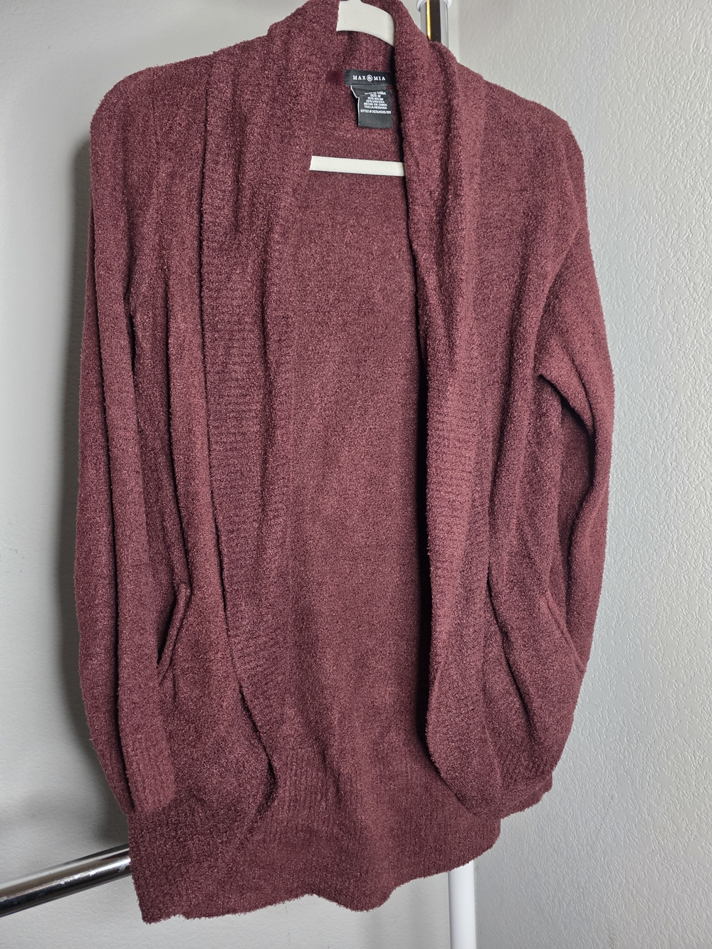 Max & Mia Burgundy Travel Cardigan – Super Soft Cozy Knit - Medium